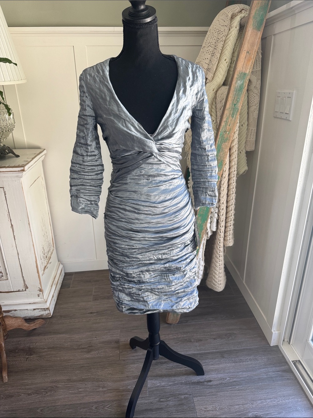 NWT Vintage Nicole Miller Collection Metallic Crinkle Ruched Dress - size 4